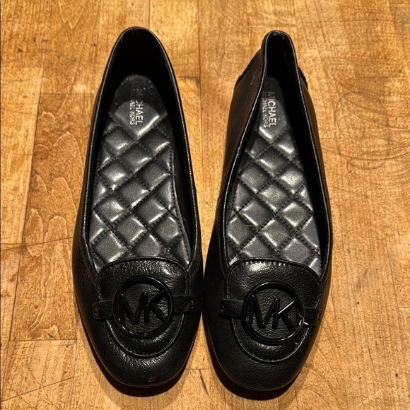Michael Kors Black Women's Shoes - Picture 1 of 4